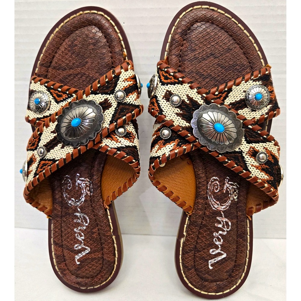 Very G Jungle Western Slide Sandals Brown Aztec Concha Women's Size 7 Fits 9.5"